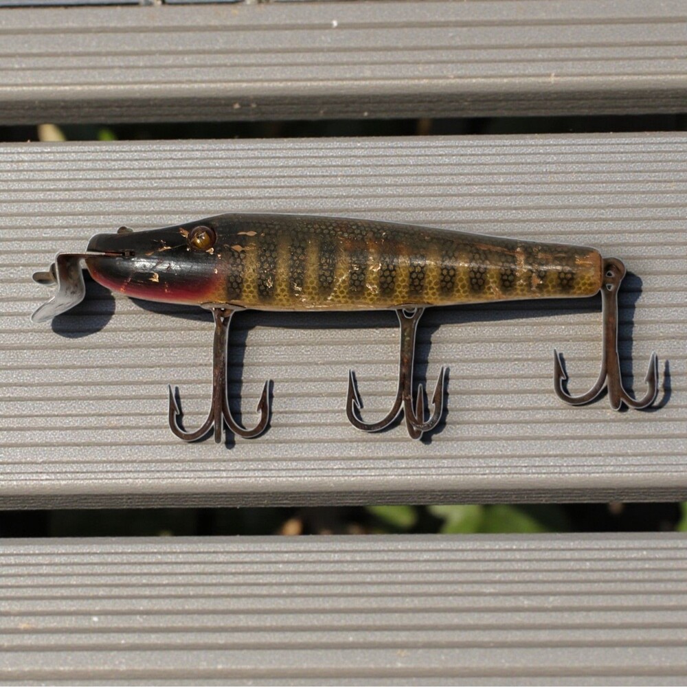 Vintage Creek Chub Pikie Minnow Wood Lure Glass Eyes CCB Co Garrett IN